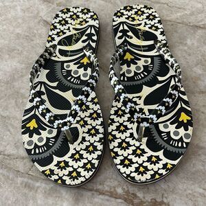 Vera Bradley Flip Flops Size 8